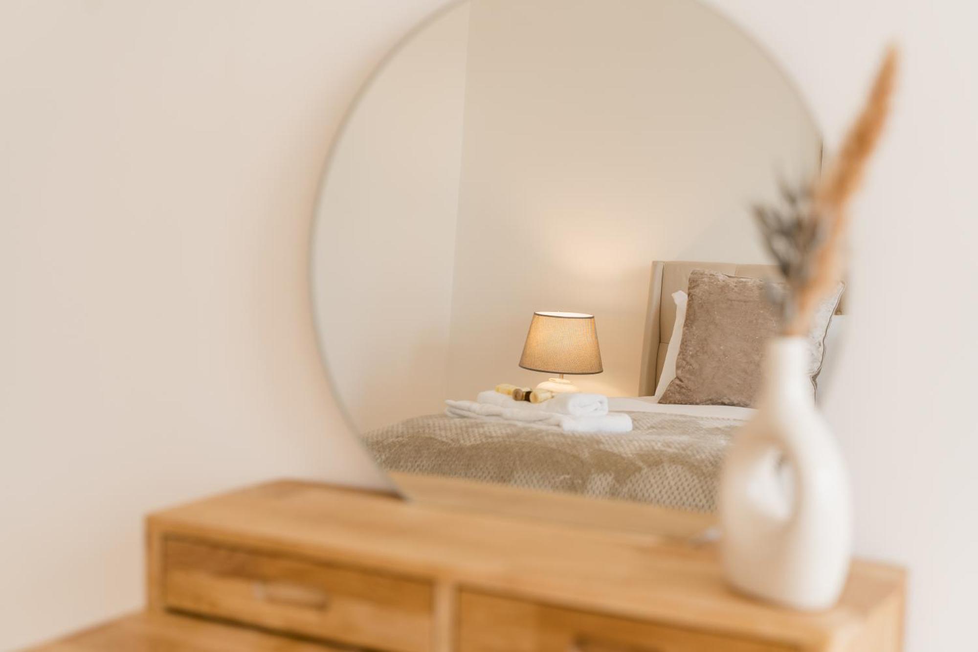 Beautifully Done 5 Bed Barn Conversion In Heswall - Sleeps Up To 10 المظهر الخارجي الصورة
