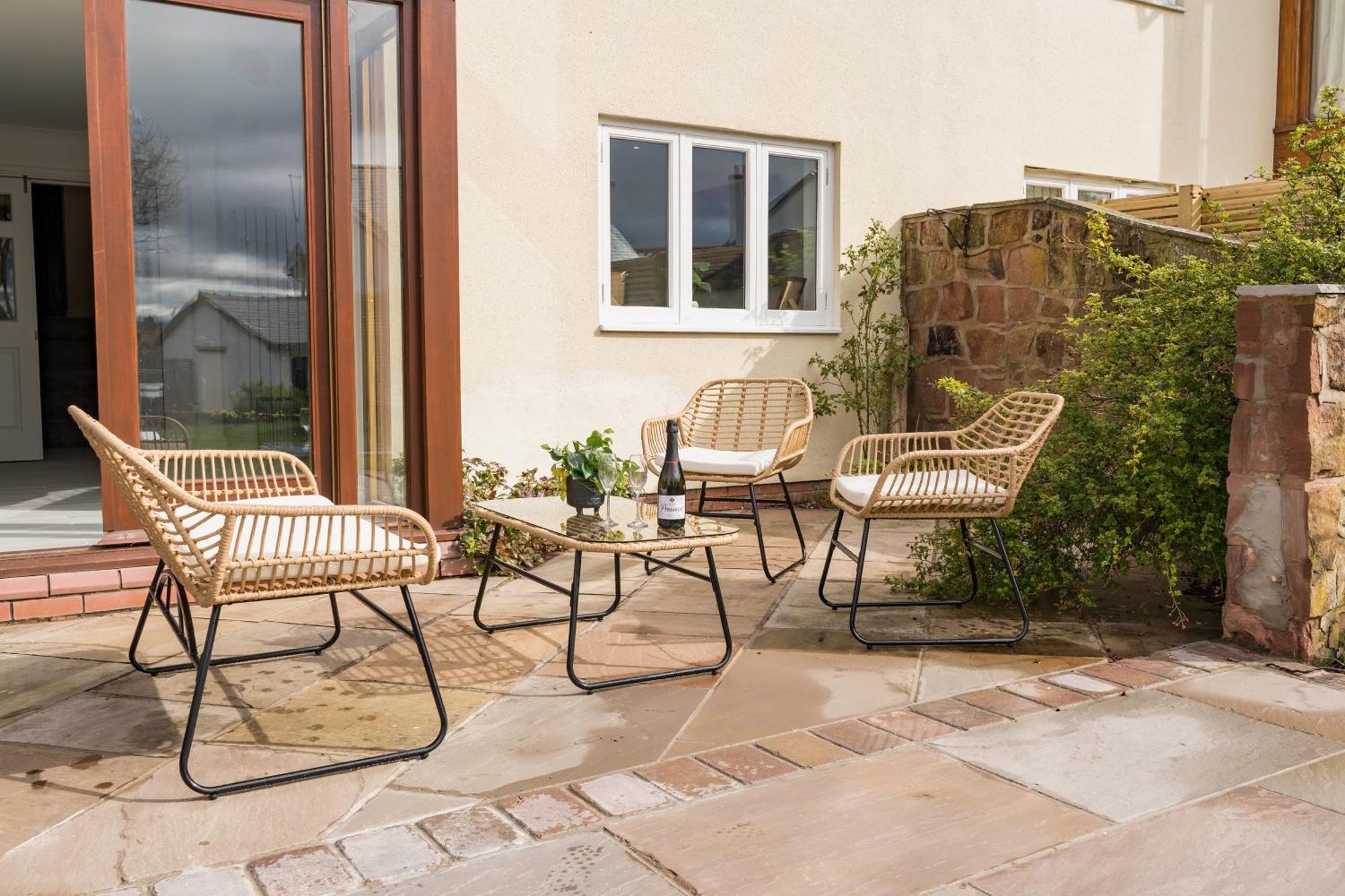 Beautifully Done 5 Bed Barn Conversion In Heswall - Sleeps Up To 10 المظهر الخارجي الصورة