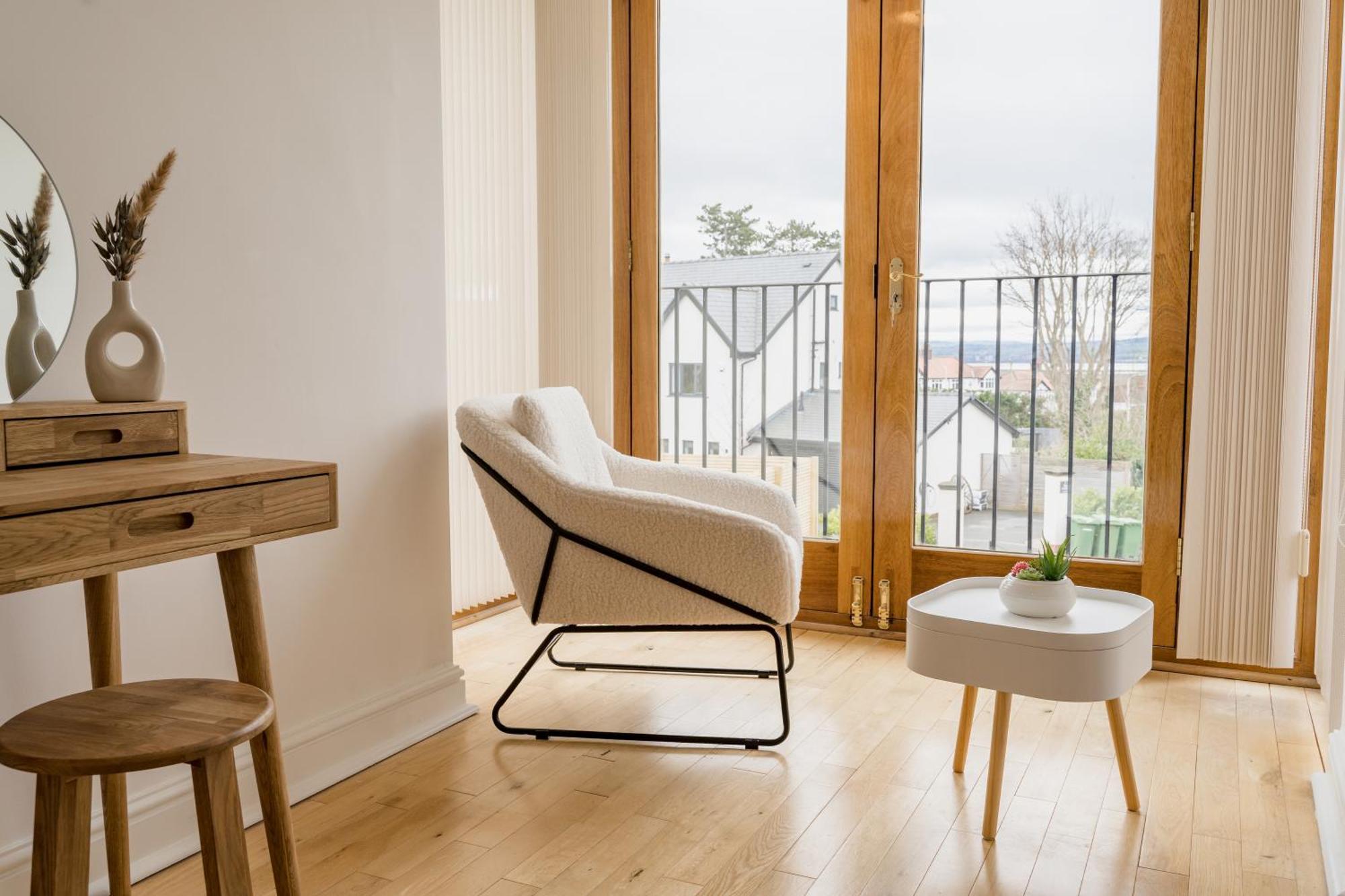 Beautifully Done 5 Bed Barn Conversion In Heswall - Sleeps Up To 10 المظهر الخارجي الصورة